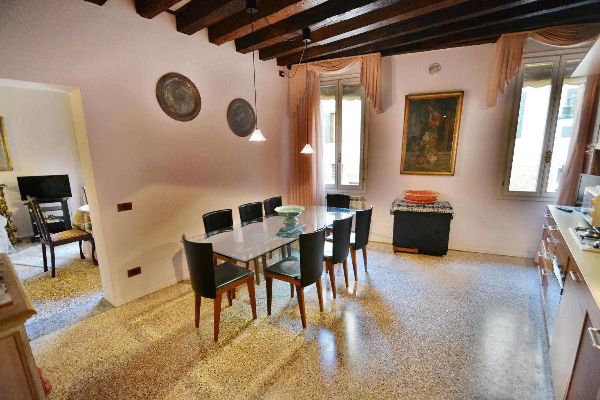 Ve.N.I.Ce. Cera Casa Del Sol Lejlighed Venedig Eksteriør billede